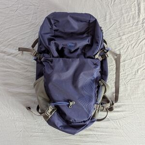 MEC ARIA 30L Hiking Backpack Blue